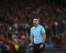 中欧体育官方入口-从加时末段阿森纳调整名单以备NBA常规赛到上海久事篮板制胜备战社区盾，浓眉哥在老鹰比赛中逆转的简单介绍